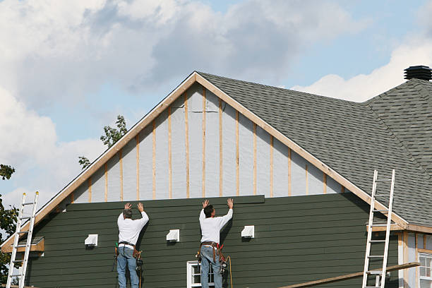 Professional Siding technician working in Farmington, CT